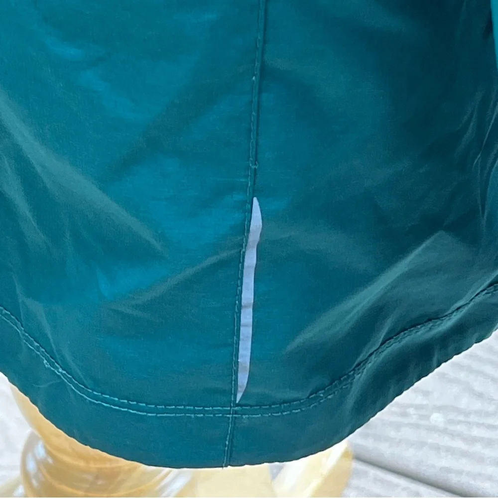 NORTH FACE Men’s FlashDry Windbreaker Jacket in Dark Green Style NF0A3F2P Size L